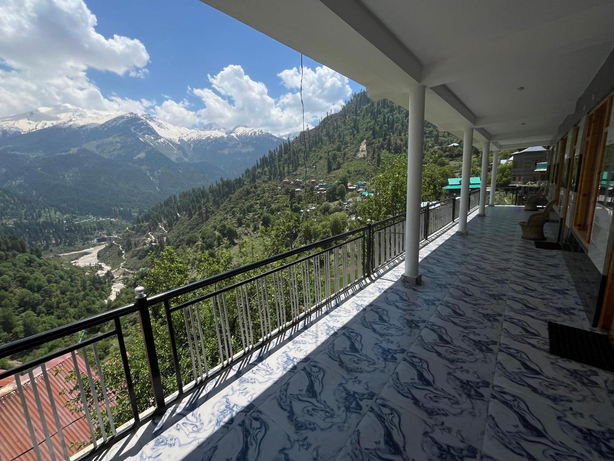 Yellowjackets Hostel Tosh Dış mekan fotoğraf